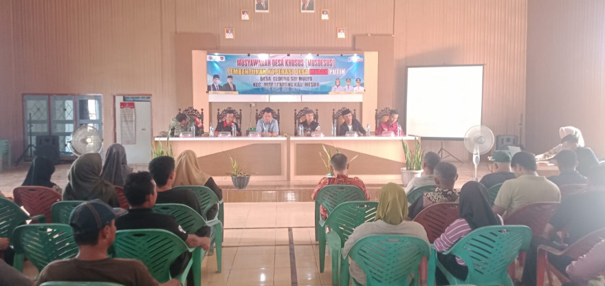 GEDUNG SRIMULYO MELAKSANAKAN MUSDESUS